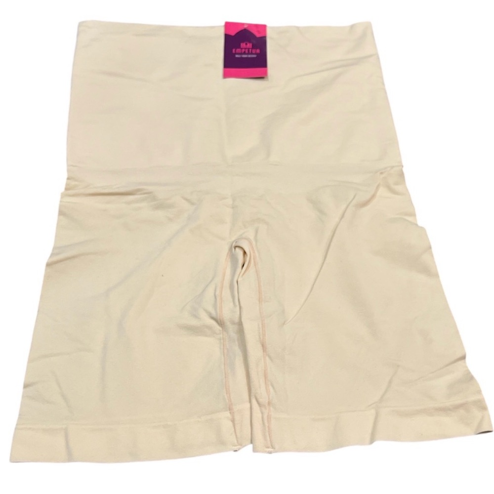 NWT Empetua High Waisted Shaper Short Cream Women’s Shape-wear size M/L